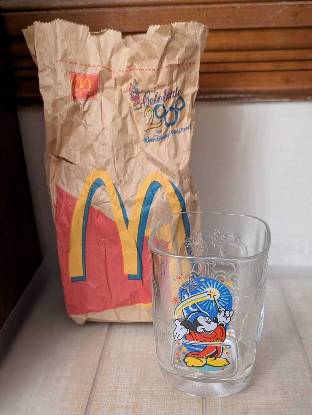 Vintage Y2k Disney X McDonald's Collectible Year 2000 Epcot Glass